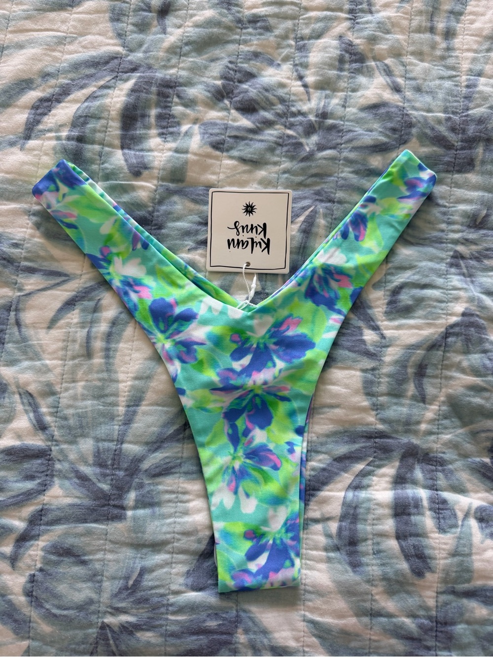 Kulani Kini Monaco Whispers Y Cheeky bikini bottom
